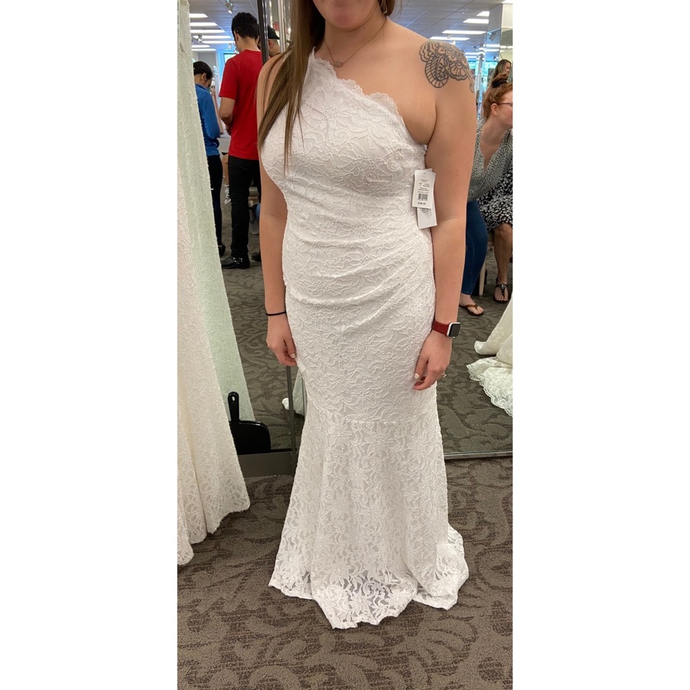 David’s Bridal scalloped lace wedding gown